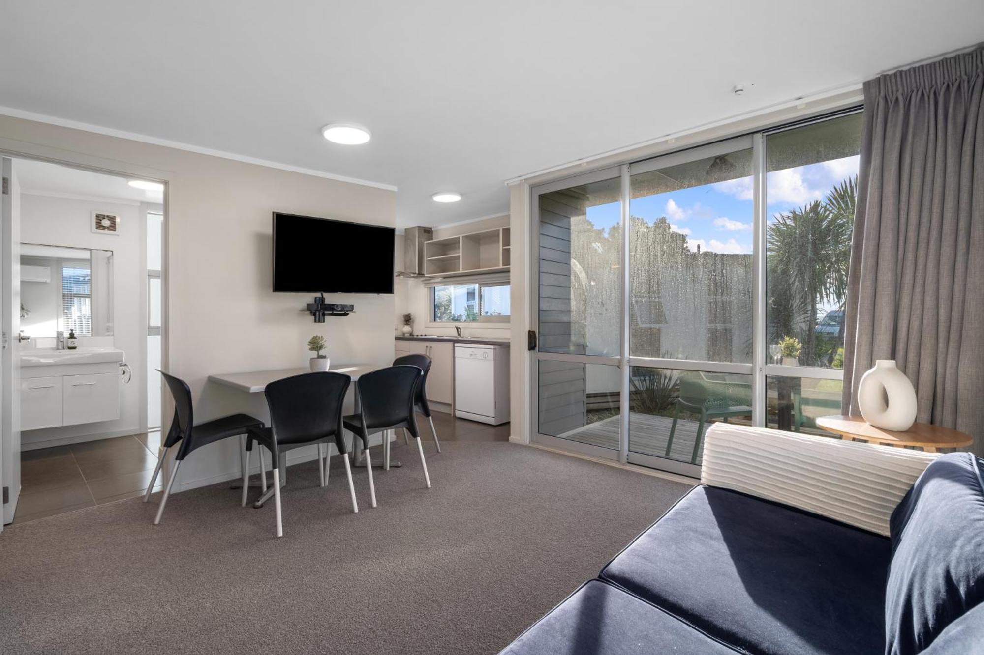 Tasman Holiday Parks - Waihi Beach Esterno foto A typical one-bedroom apartment at the hotel